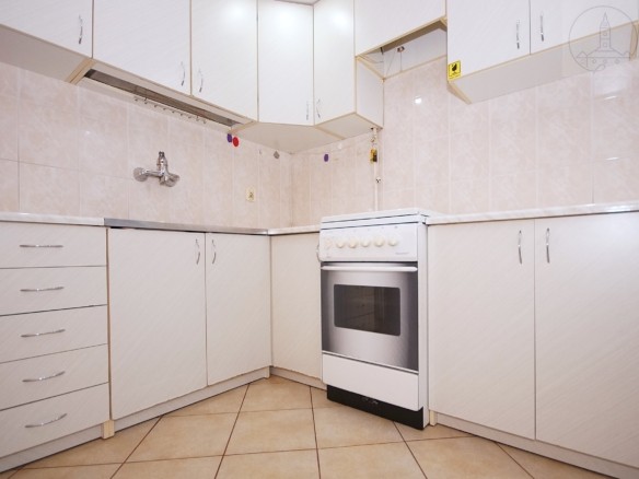 mieszkanie białystok osiedle piasta warszawska 3 pokoje pięto pierwsze balkon wielka płyta tanio do remontu nieruchomosci sprzedam mieszkanie kupię