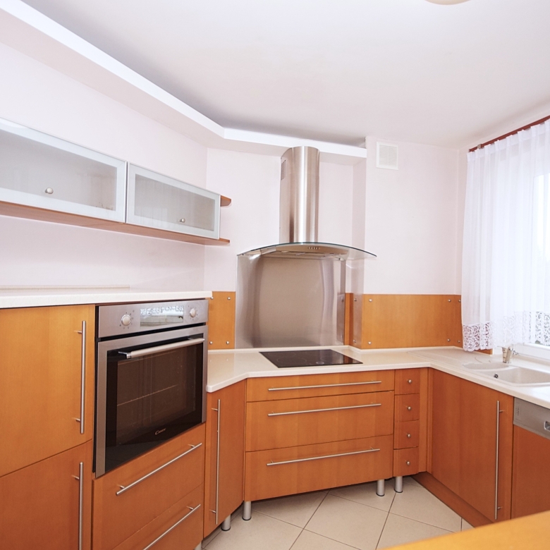 mieszkanie białystok sprzedam nowe miasto cztery pokoje 4 pokoje nowa cegła nieruchomosci super oferta niska cena podlaskie